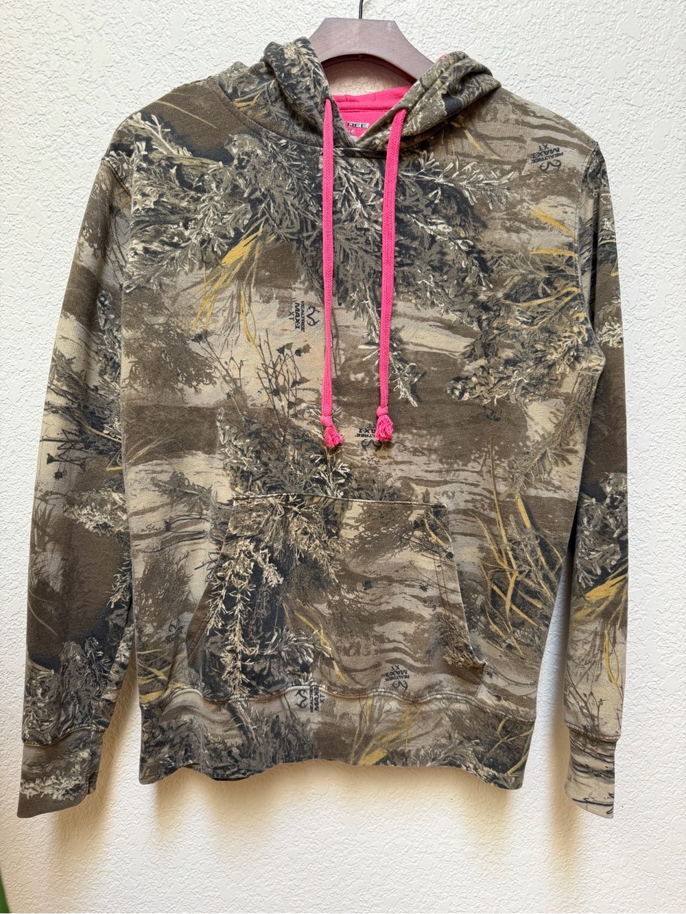 Realtree Camo Hoodie Pink Lined Pullover Sweatshirt